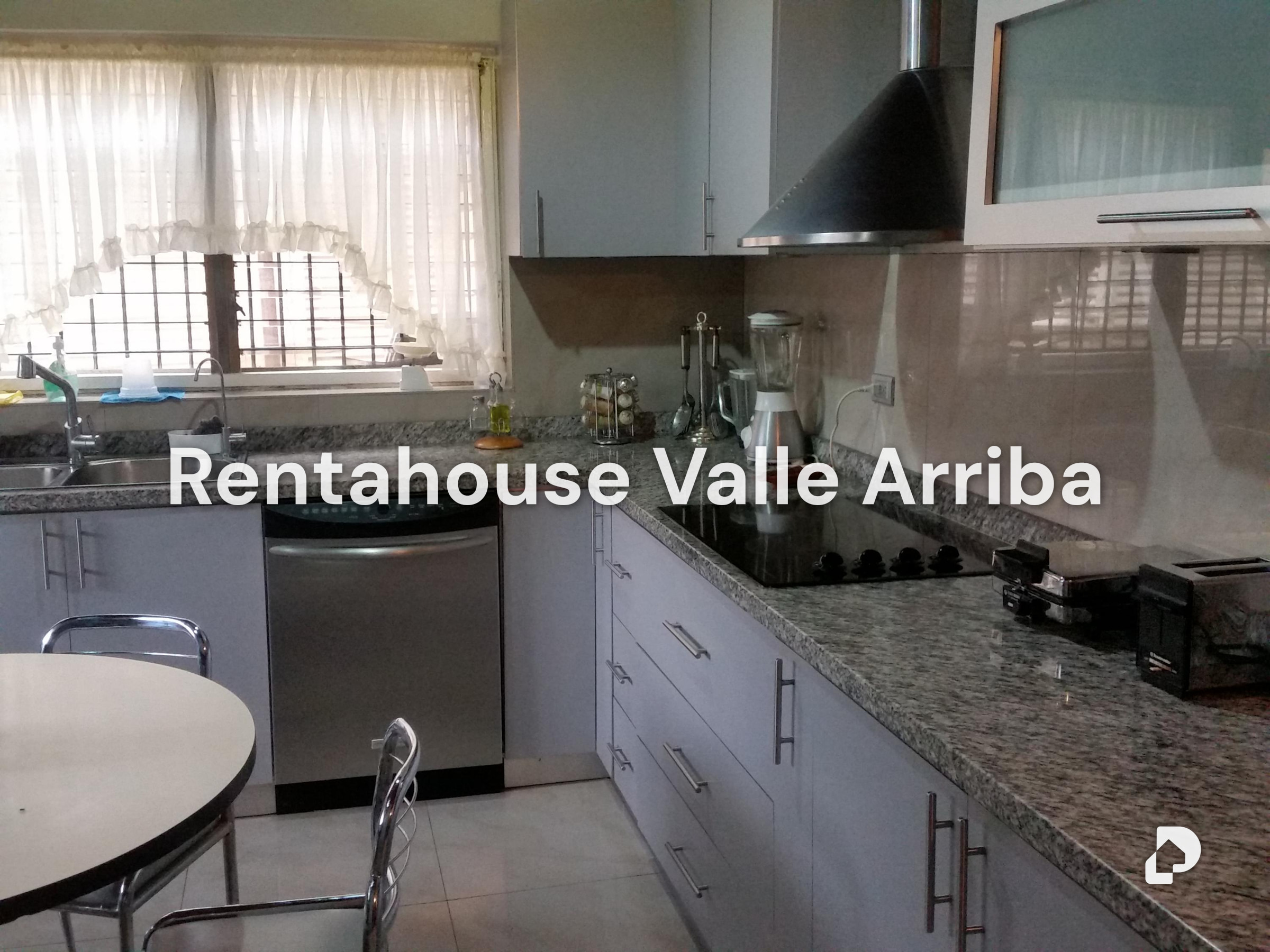 Casa en El Hatillo, Caracas – 22