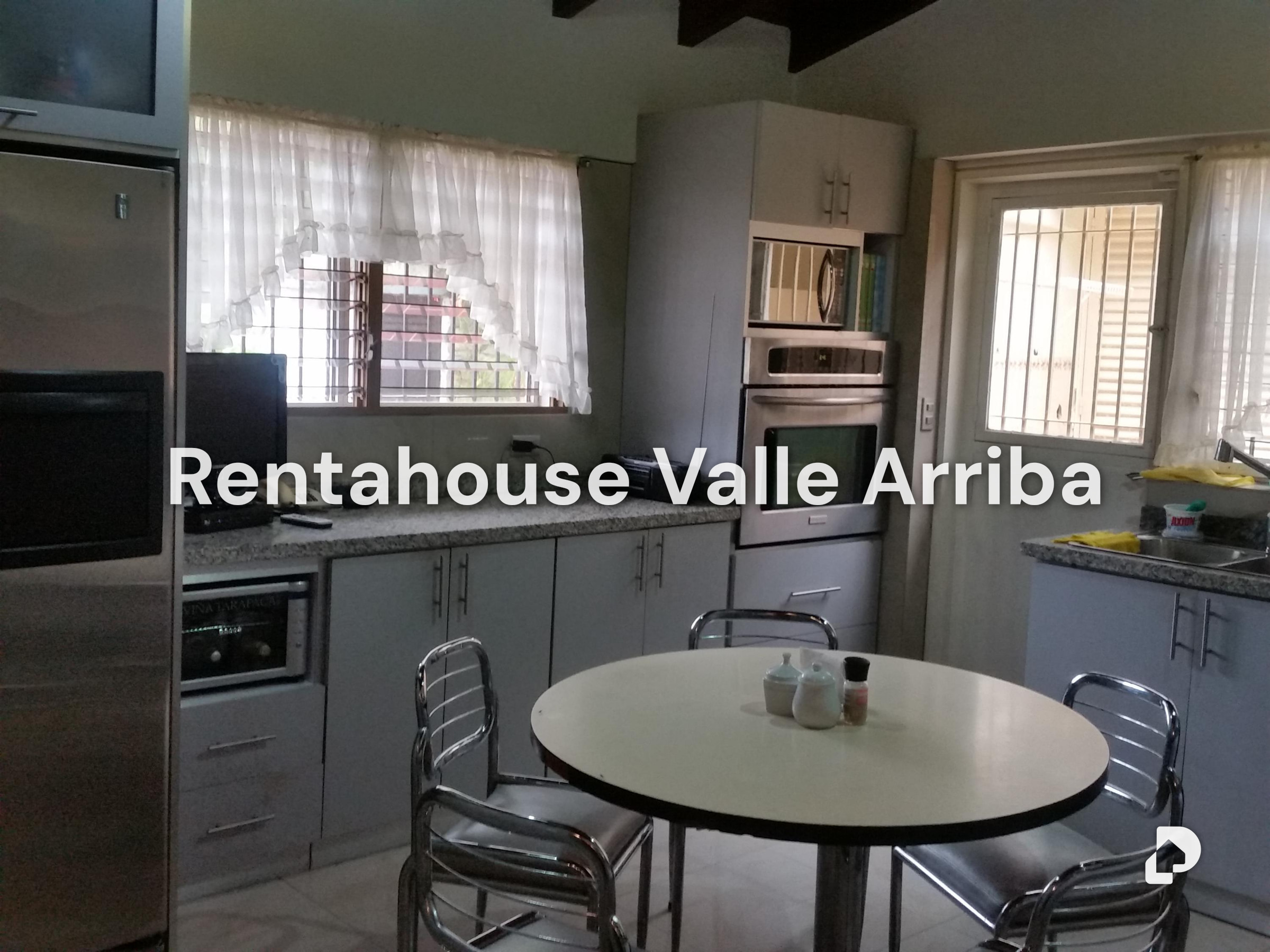 Casa en El Hatillo, Caracas – 20