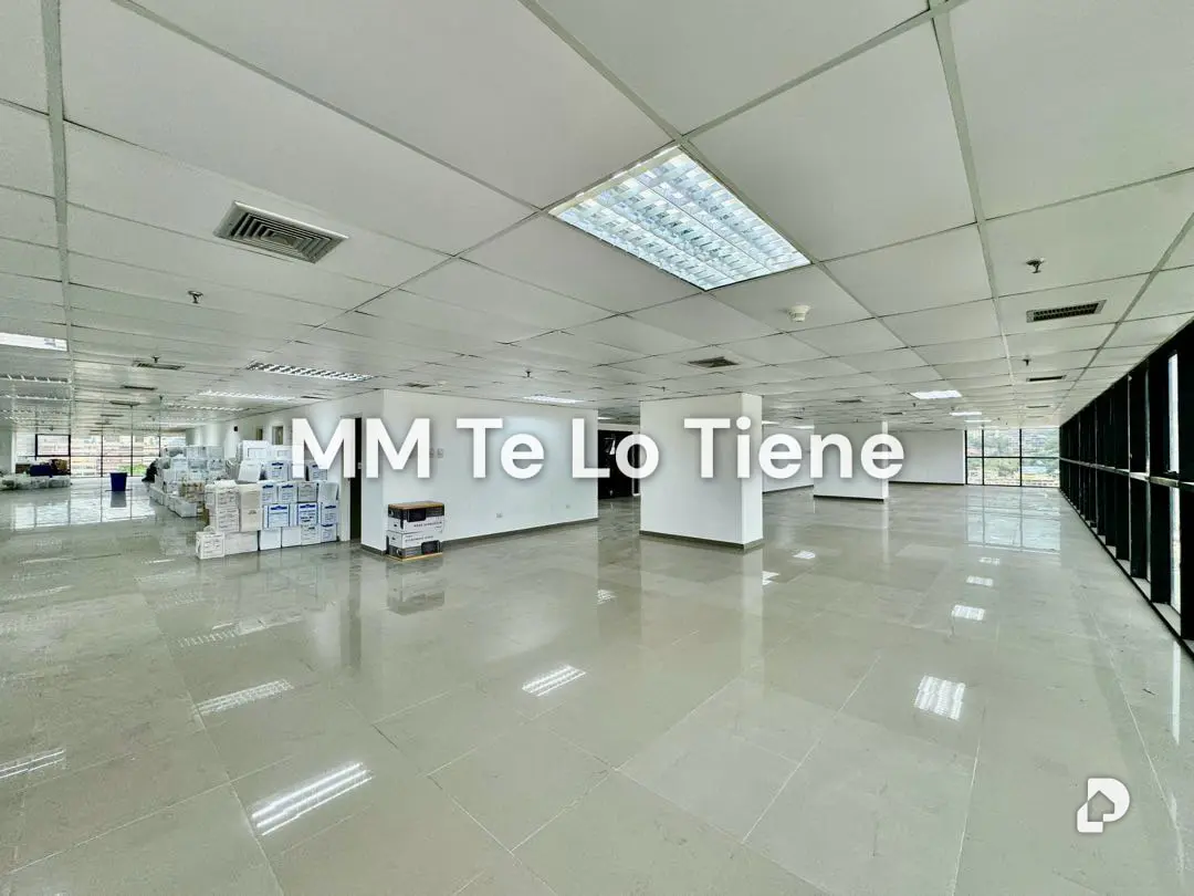 Oficina en Chacaito, Caracas – 12