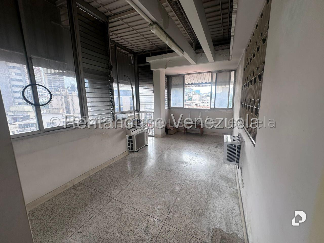 Apartamento en El Recreo, Caracas – 11