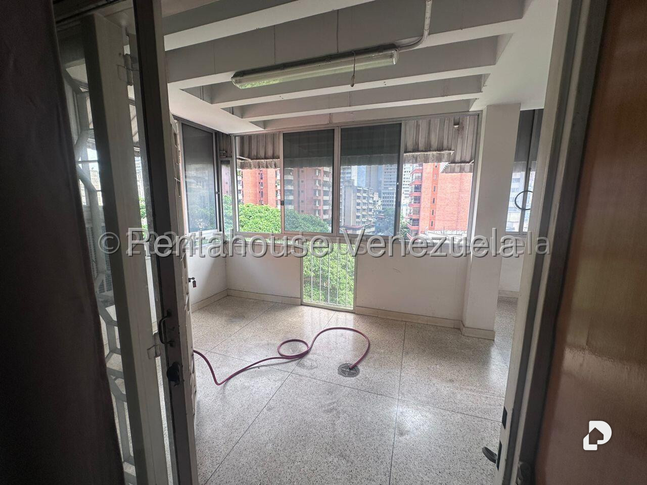 Apartamento en El Recreo, Caracas – 10