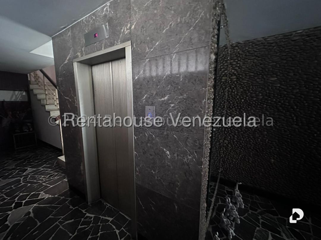 Apartamento en El Recreo, Caracas – 4