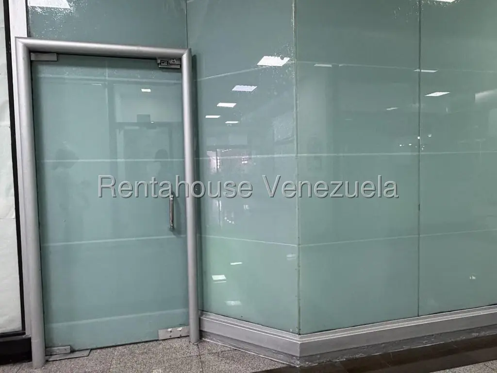 Local comercial en El Cafetal, Caracas - 1