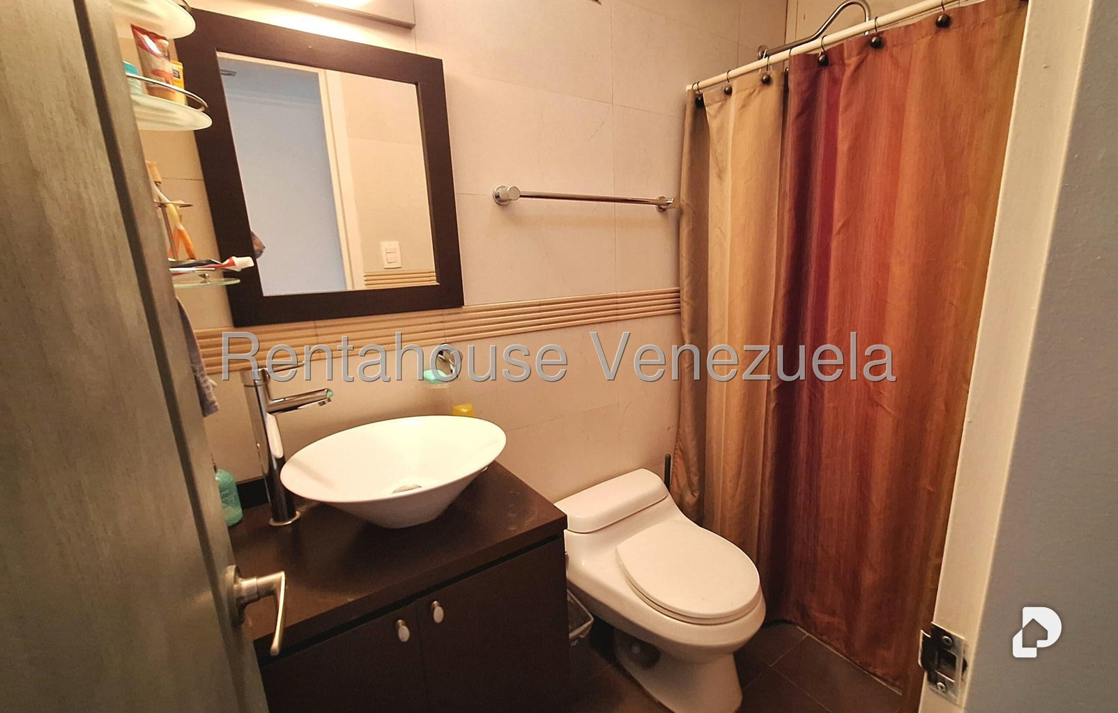 Apartamento en Miravila, Caracas – 8