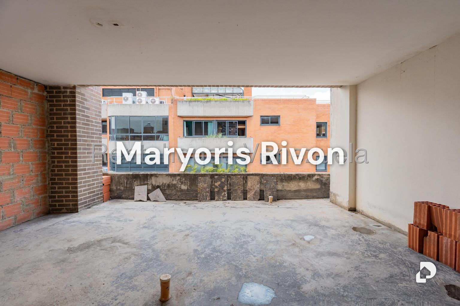 Penthouse en Campo Alegre, Caracas – 42