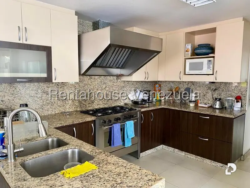 Penthouse en Los Palos Grandes, Caracas – 14