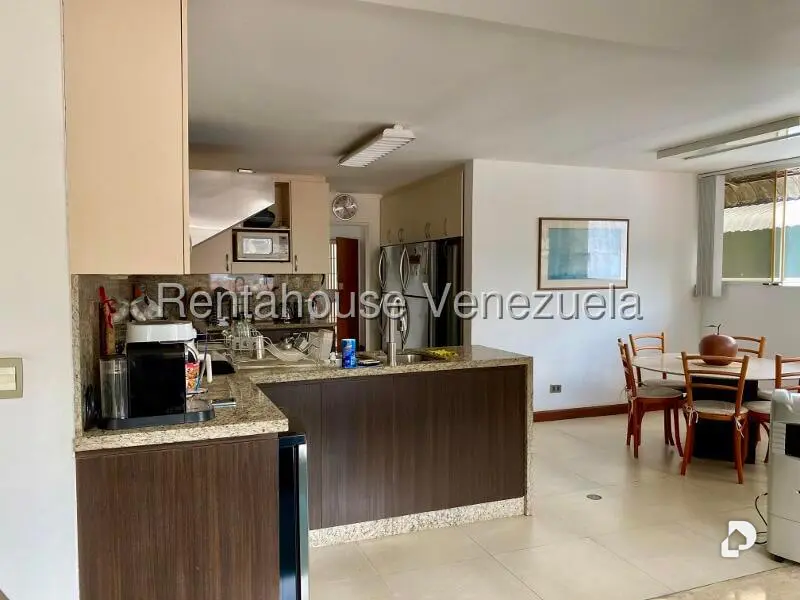 Penthouse en Los Palos Grandes, Caracas – 12