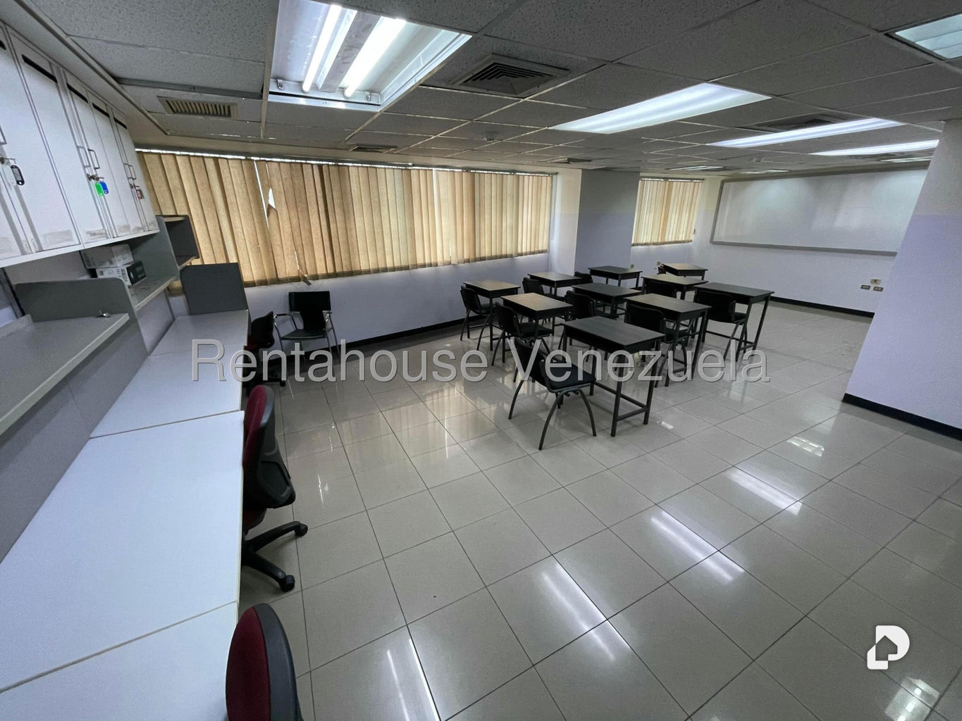 Oficina en Parroquia Catedral, Caracas – 8