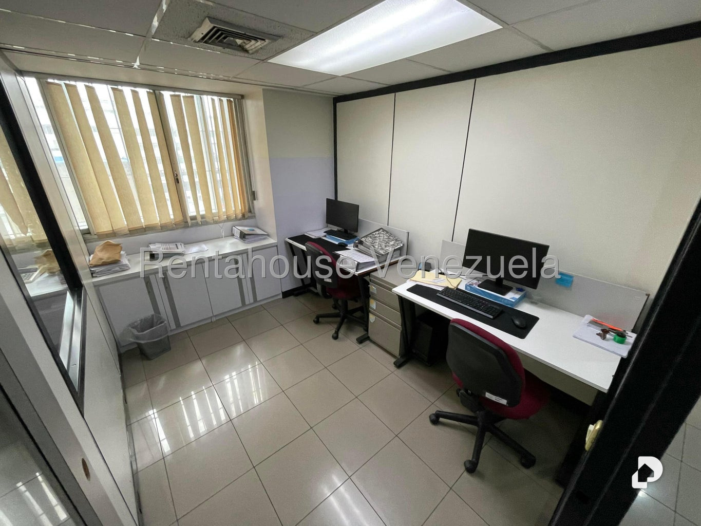 Oficina en Parroquia Catedral, Caracas – 13