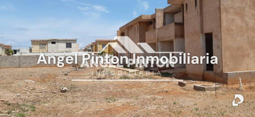 Land in Lago Mar Beach, Maracaibo – 5