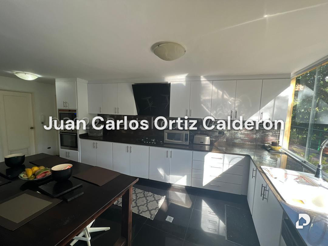 Casa en Colinas del Tamanaco, Caracas – 30