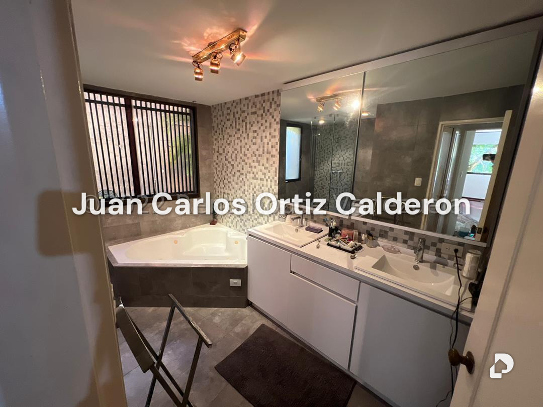 Casa en Colinas del Tamanaco, Caracas – 21