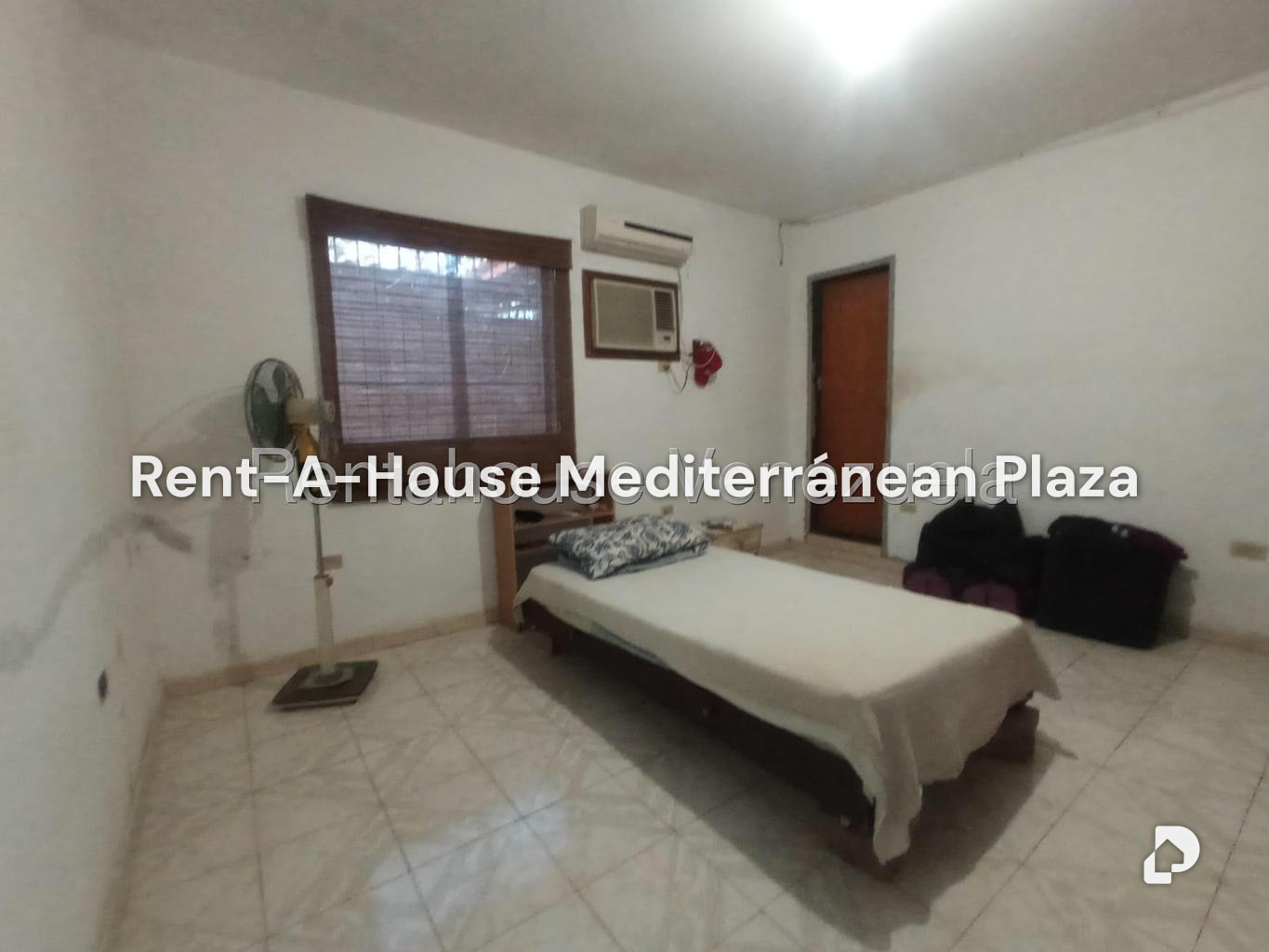 Casa en La Castellana, San Joaquín – 19