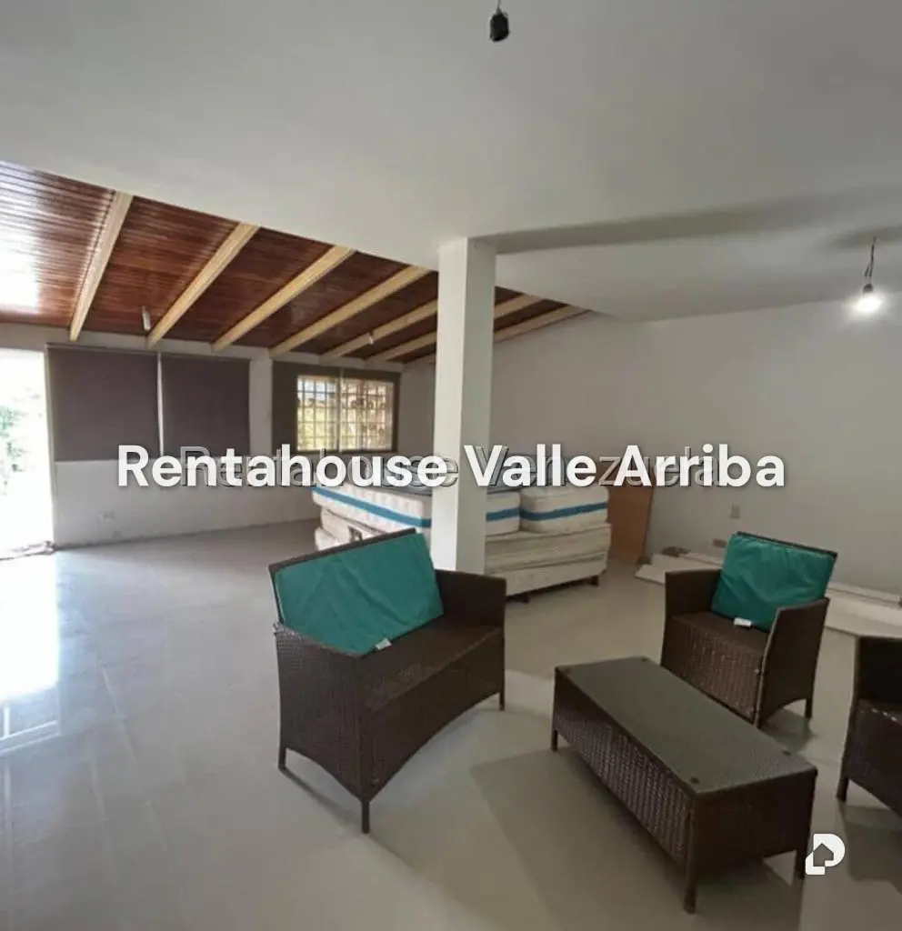Casa en Lomas de Monte Claro, Caracas – 20