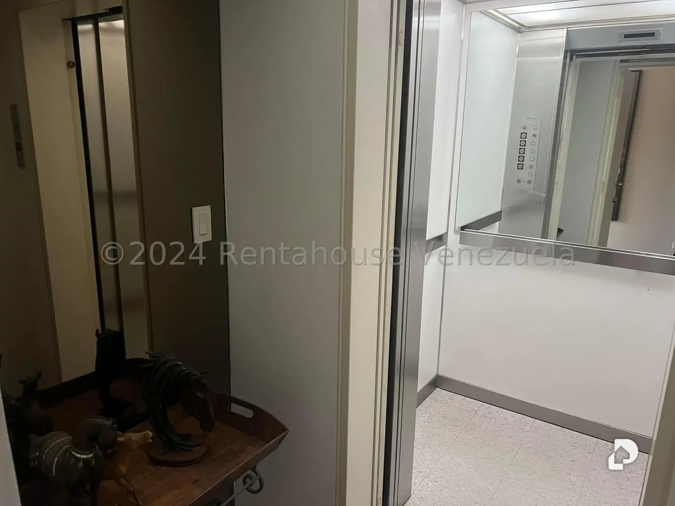 Apartamento en Lomas de Las Mercedes, Caracas – 9