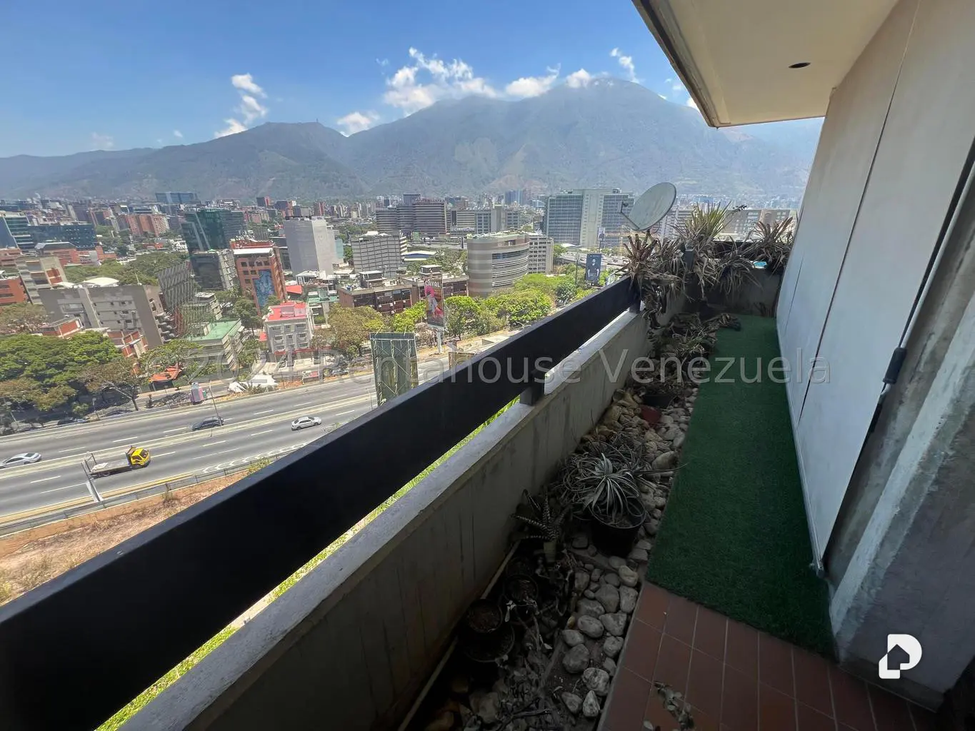 Apartamento en Lomas de Las Mercedes, Caracas – 27