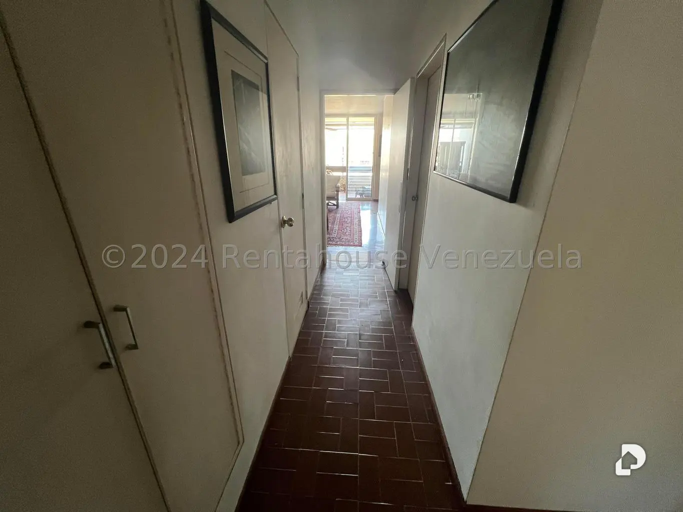 Apartamento en Lomas de Las Mercedes, Caracas – 19