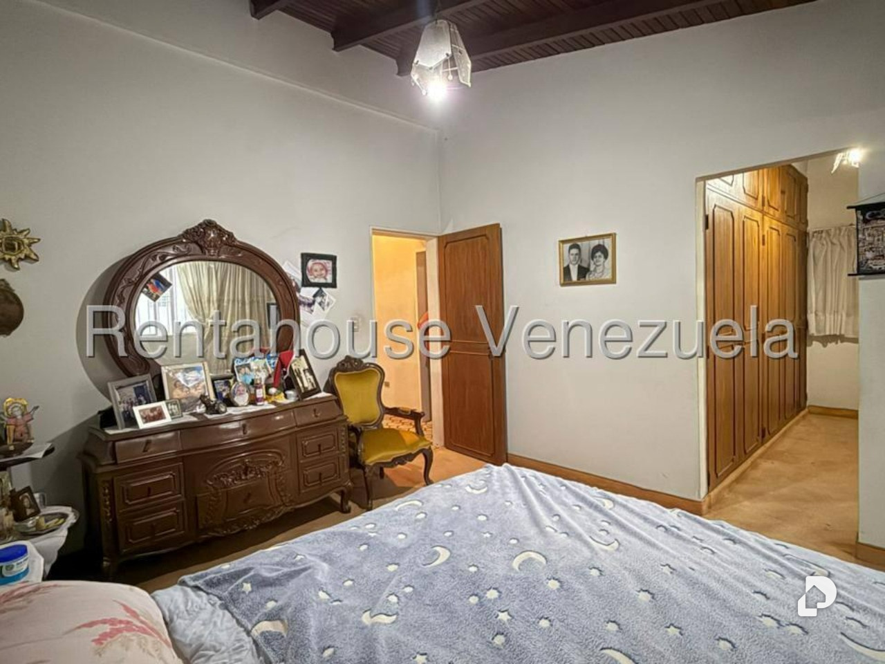Casa en Alto Prado, Caracas – 16