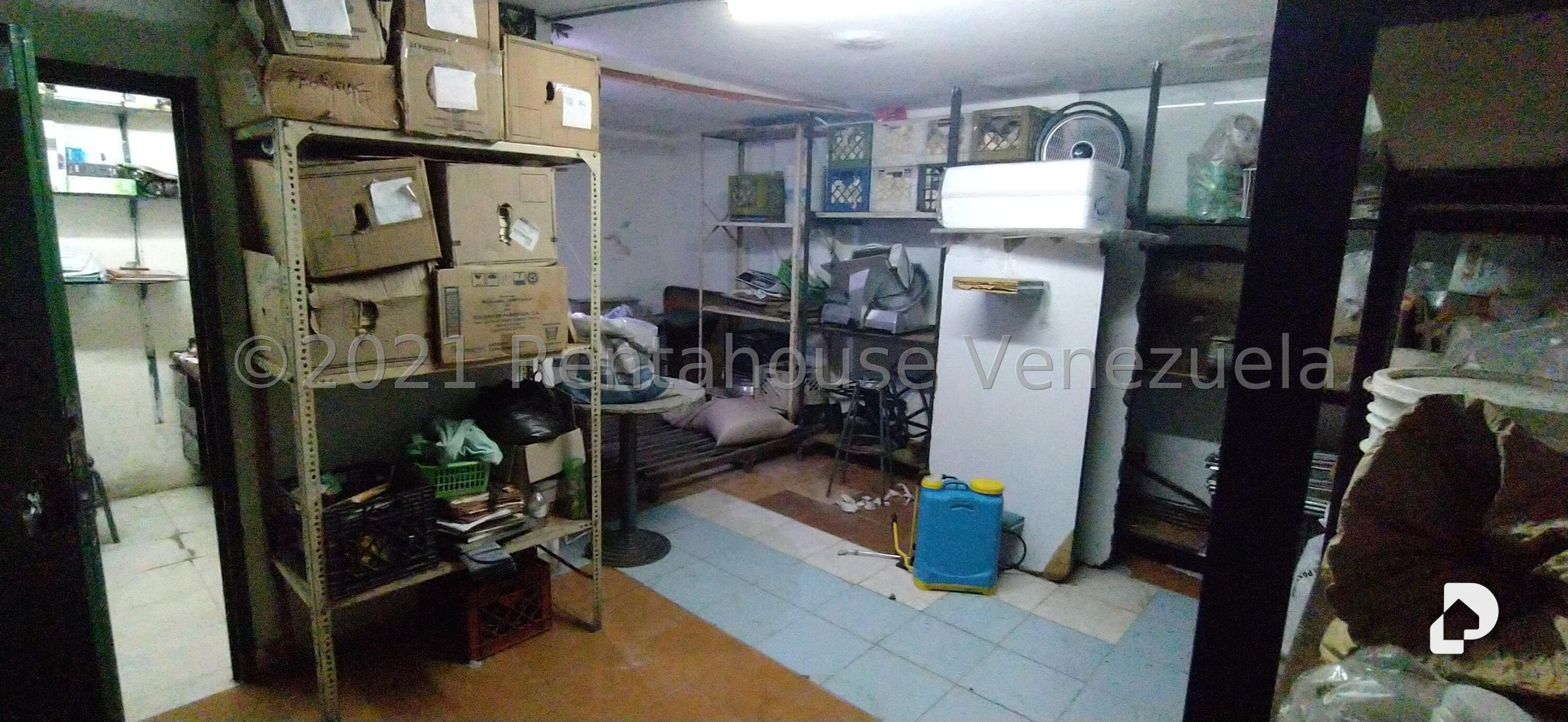 Local comercial en Las Acacias, Caracas – 17