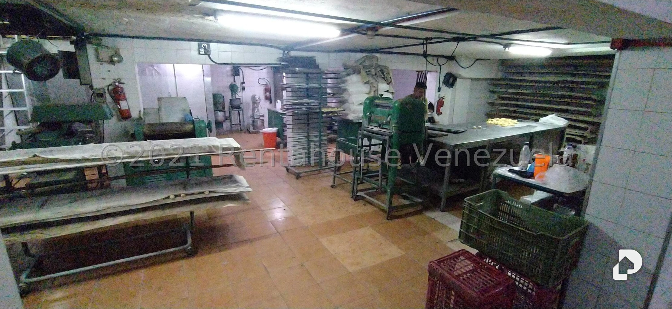 Local comercial en Las Acacias, Caracas – 20