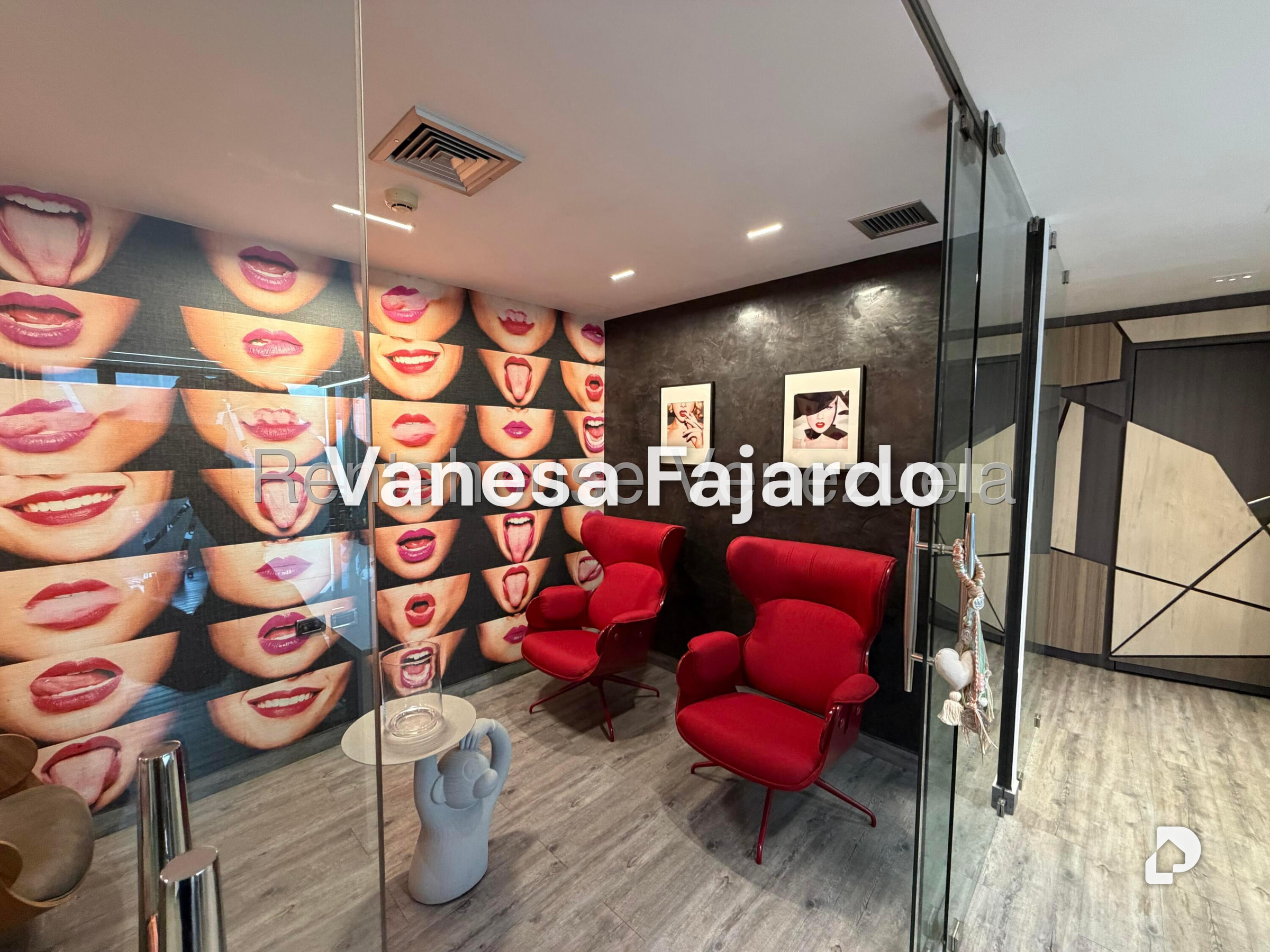 Office in El Rosal, Caracas – 13