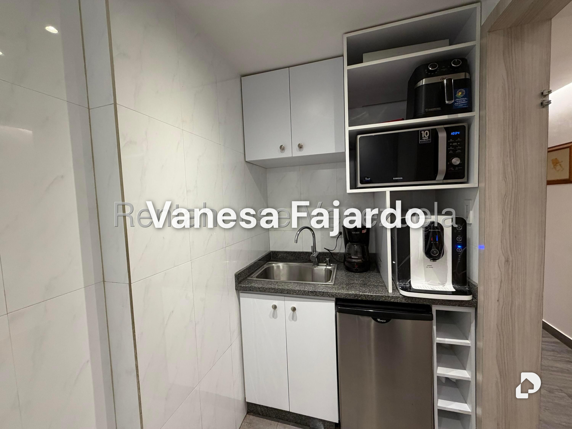 Office in El Rosal, Caracas – 20