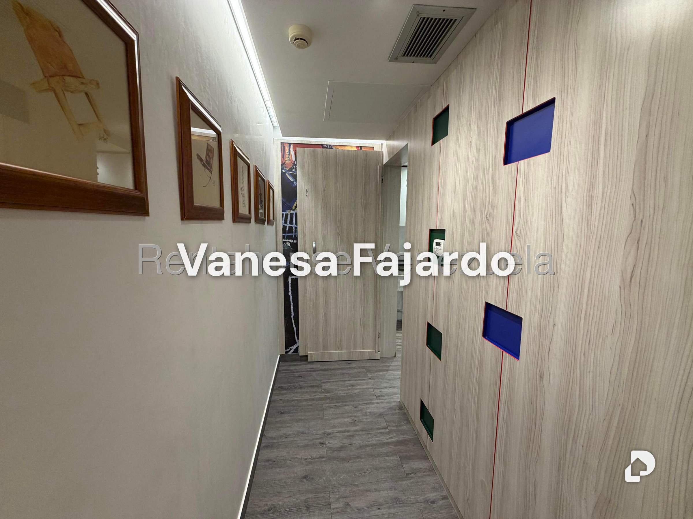Office in El Rosal, Caracas – 23