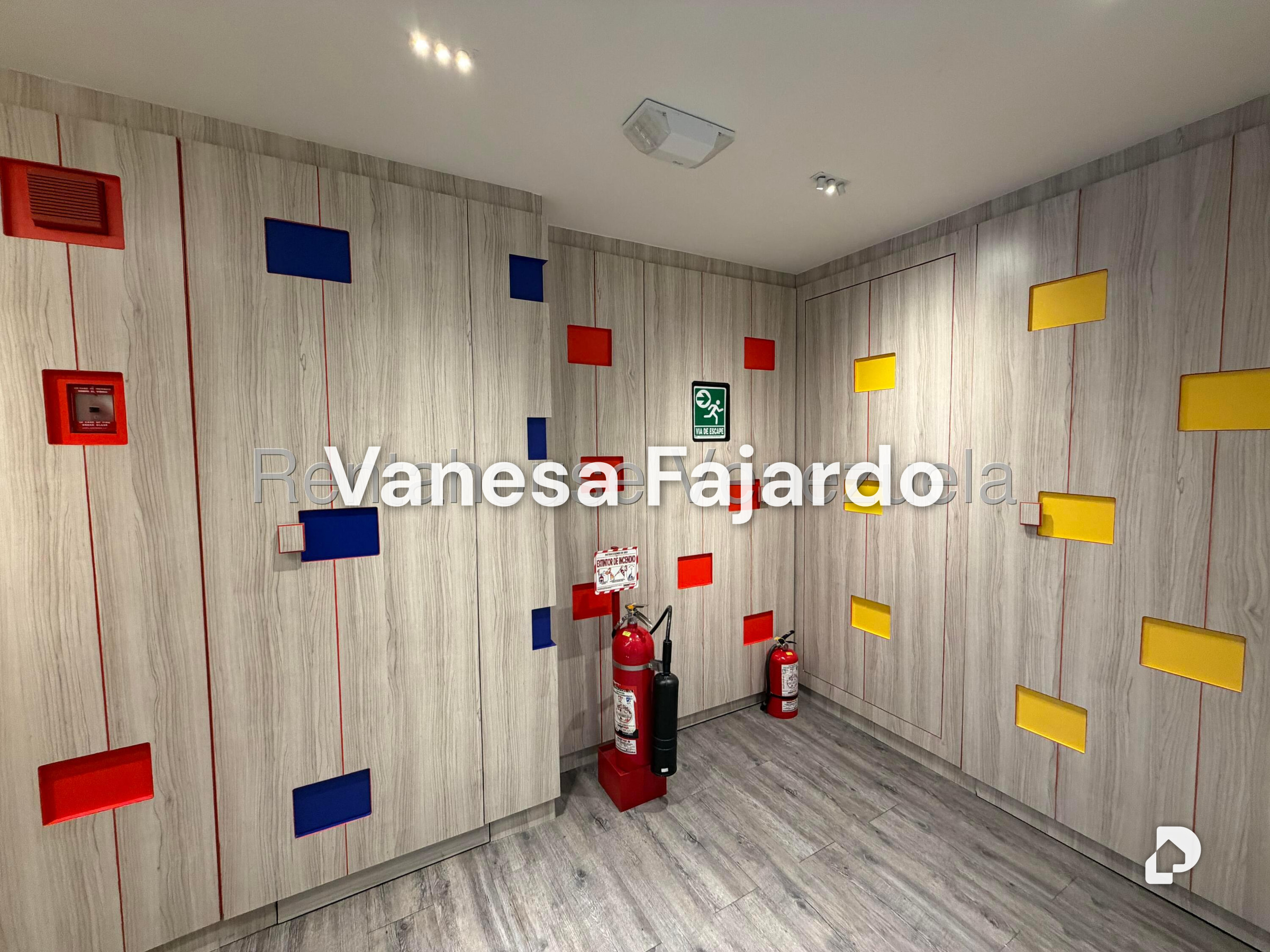 Office in El Rosal, Caracas – 22