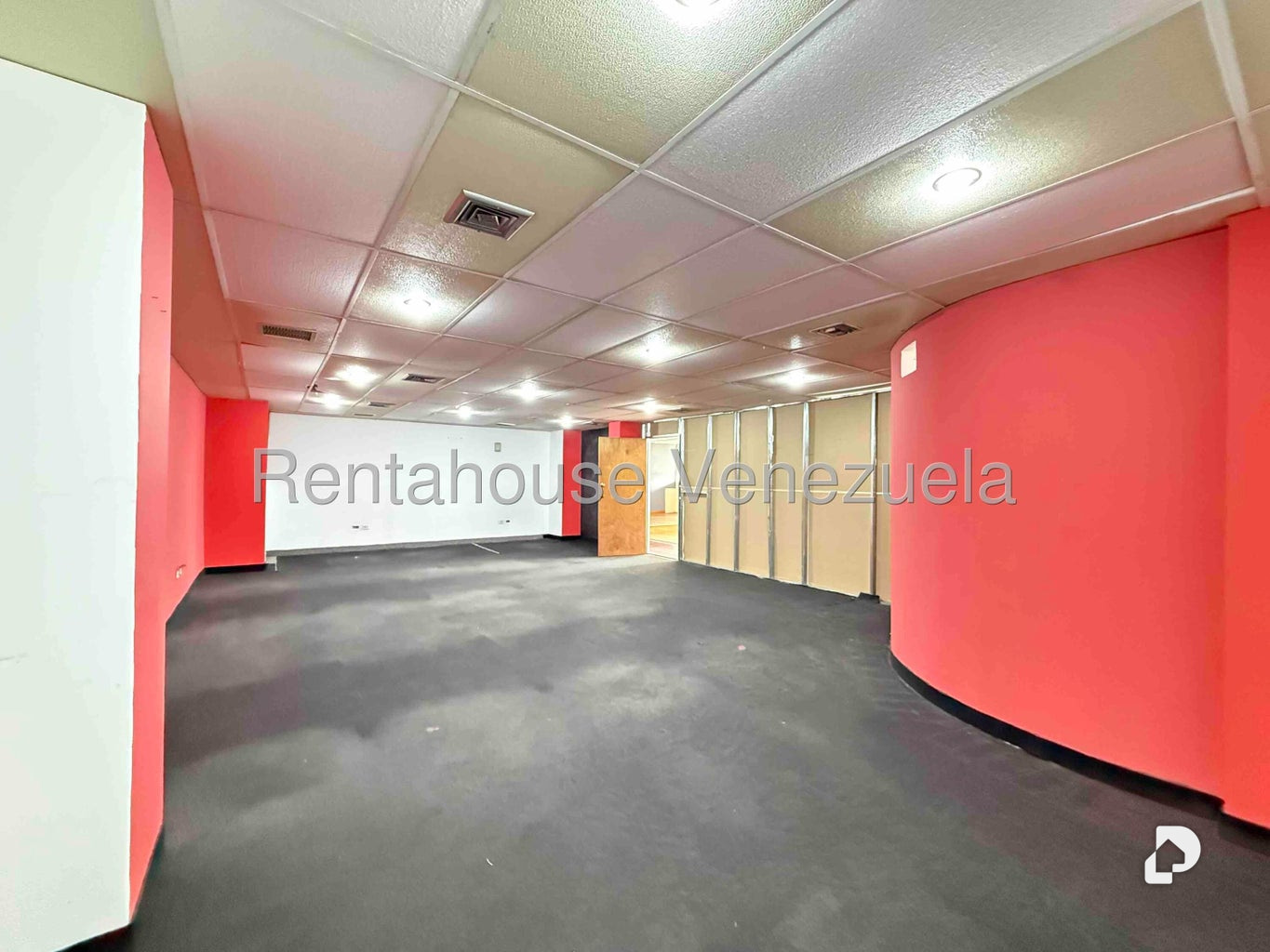 Local comercial en Los Ruices, Caracas – 15