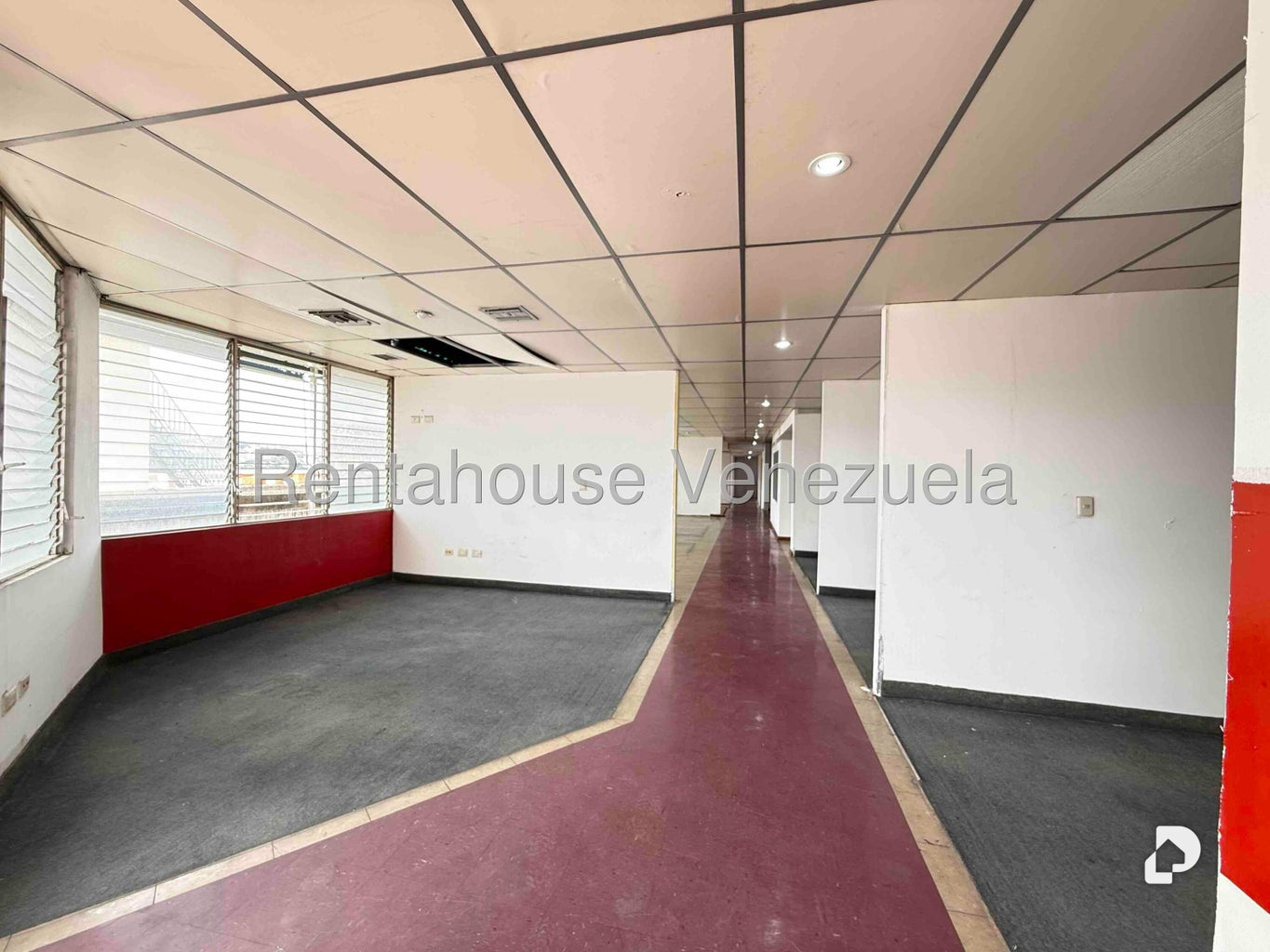 Local comercial en Los Ruices, Caracas – 27