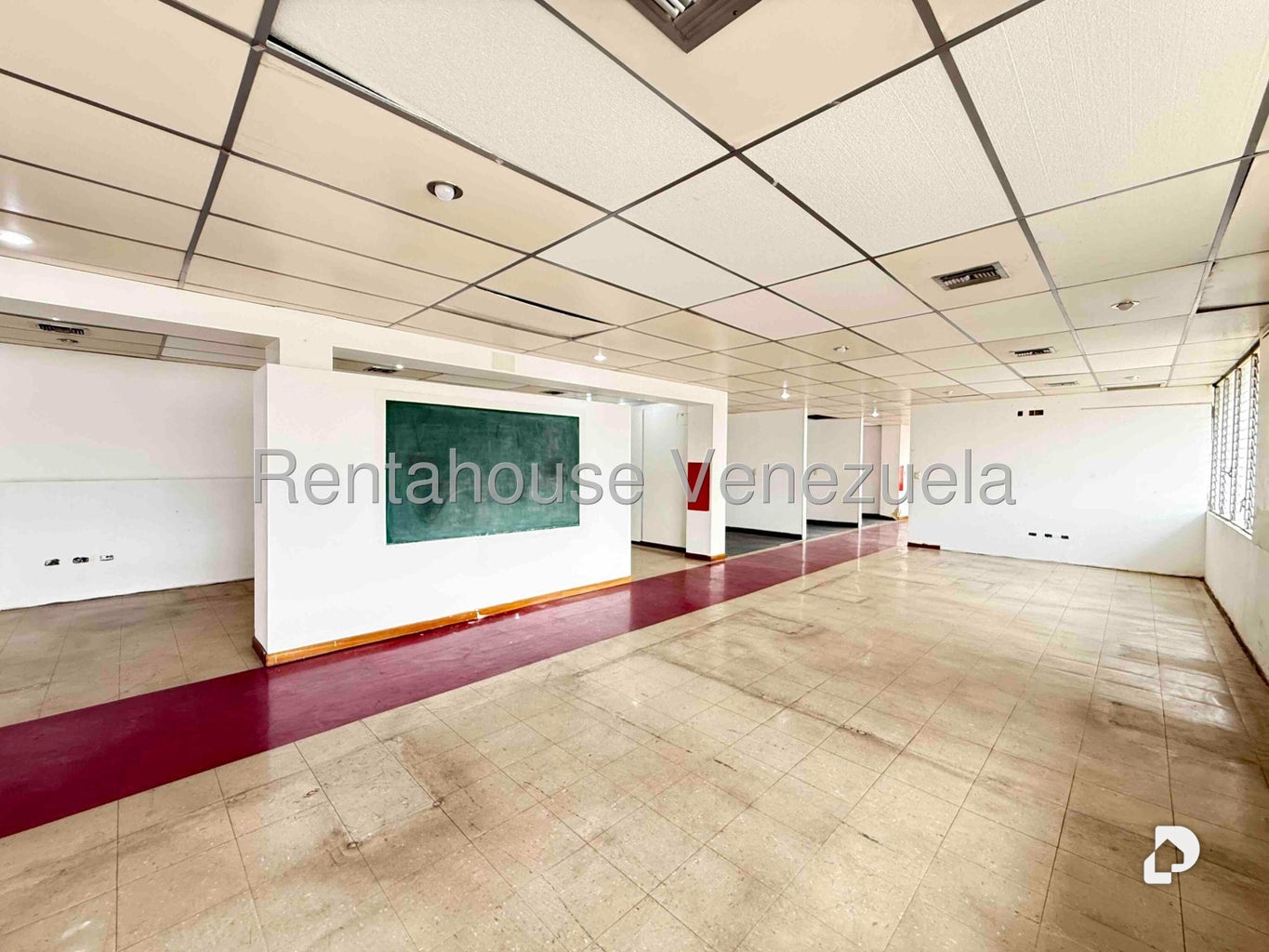 Local comercial en Los Ruices, Caracas – 22