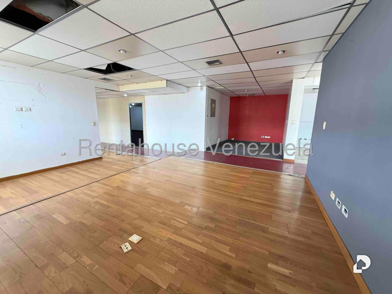 Local comercial en Los Ruices, Caracas – 18