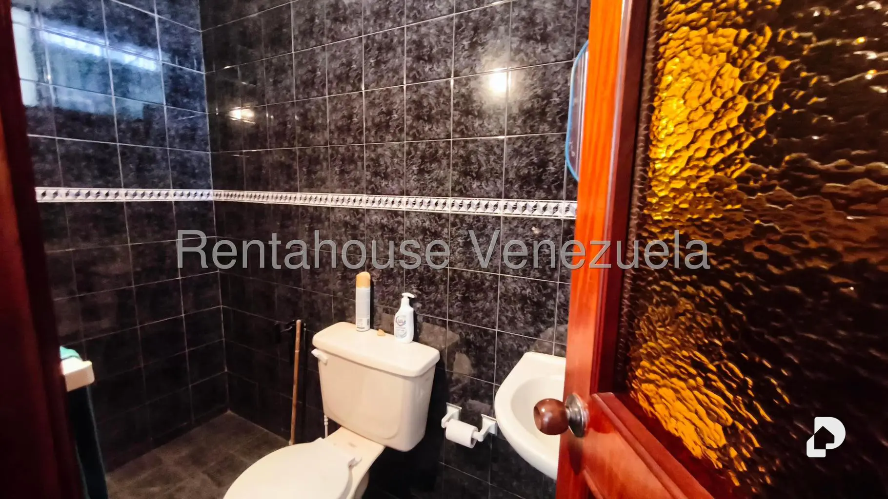 Casa en El Marqués, Caracas – 24