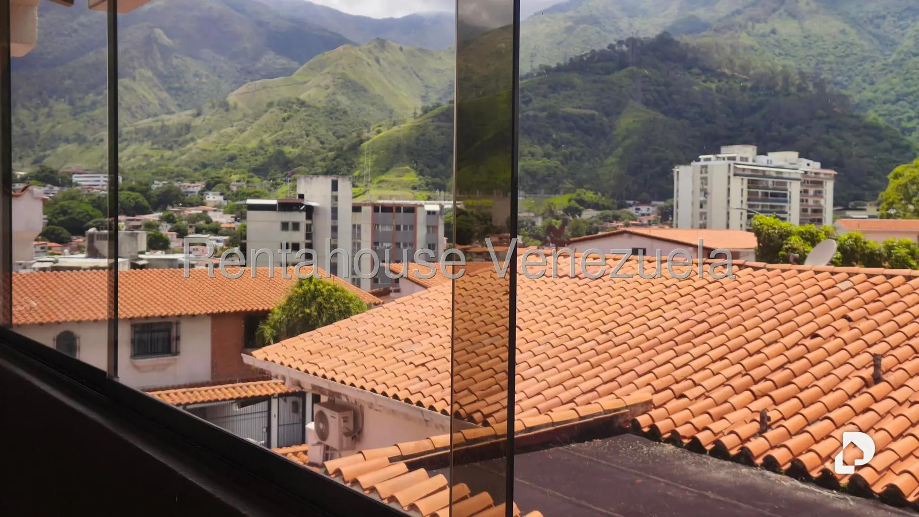 Casa en El Marqués, Caracas – 35