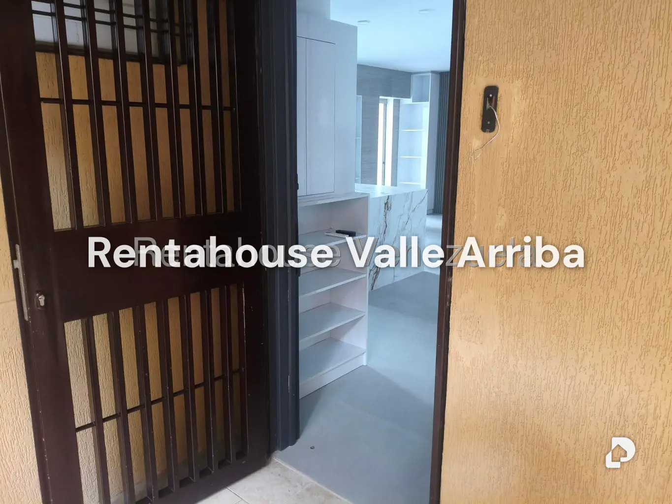 Apartamento en Los Palos Grandes, Caracas – 2