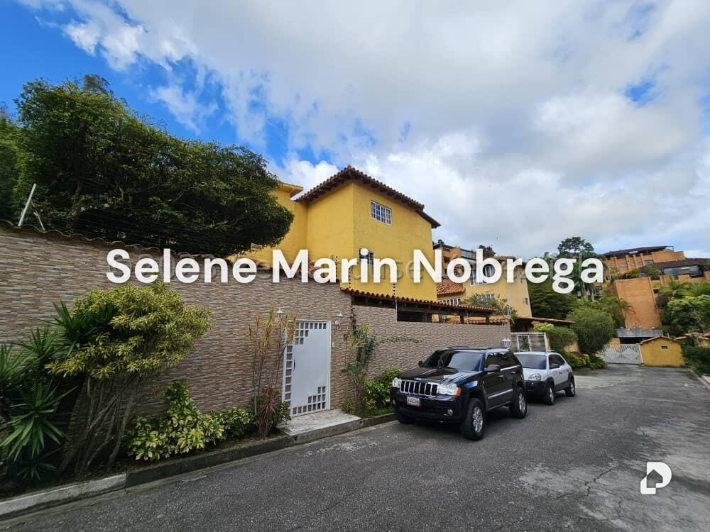 House in La Lagunita Country Club, Caracas – 1