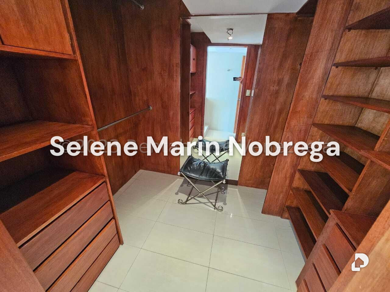 House in La Lagunita Country Club, Caracas – 26