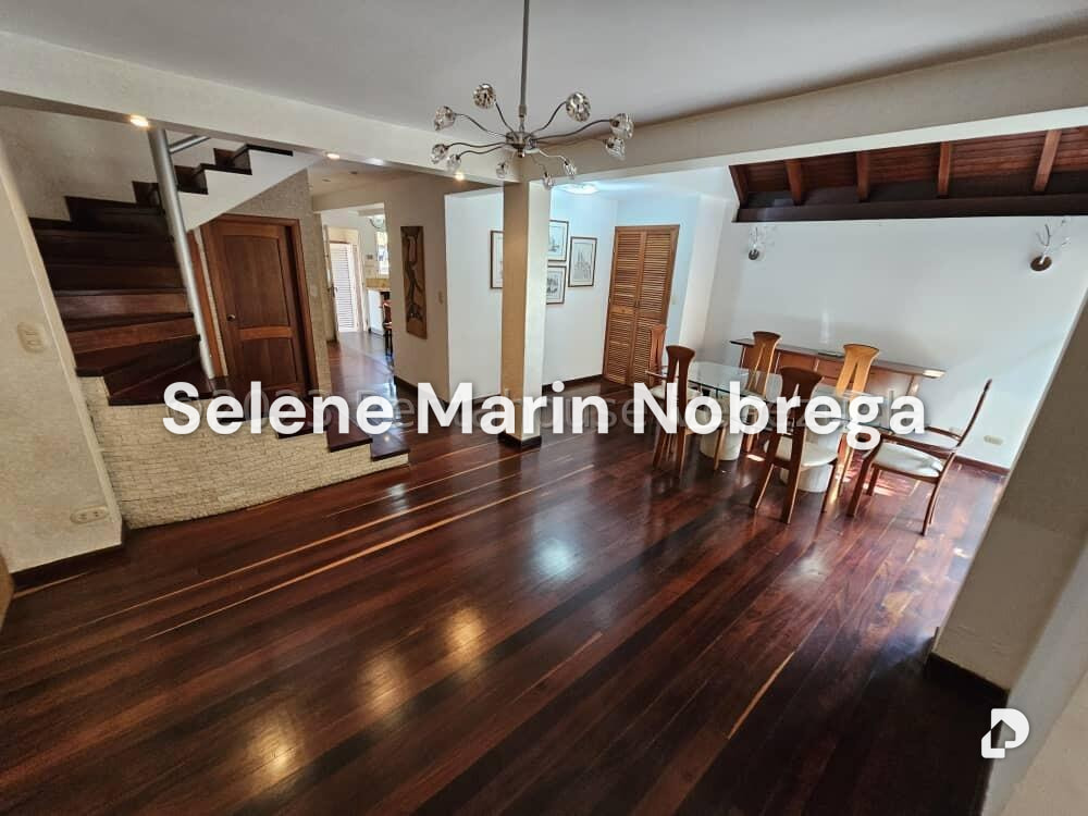 House in La Lagunita Country Club, Caracas – 2