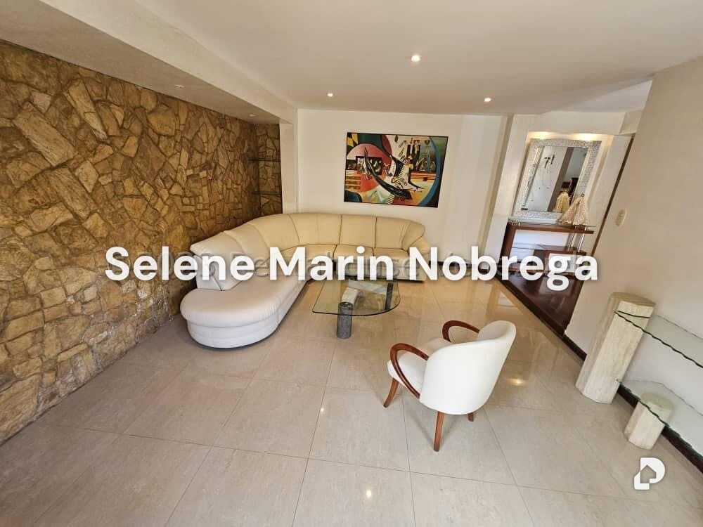 House in La Lagunita Country Club, Caracas – 4