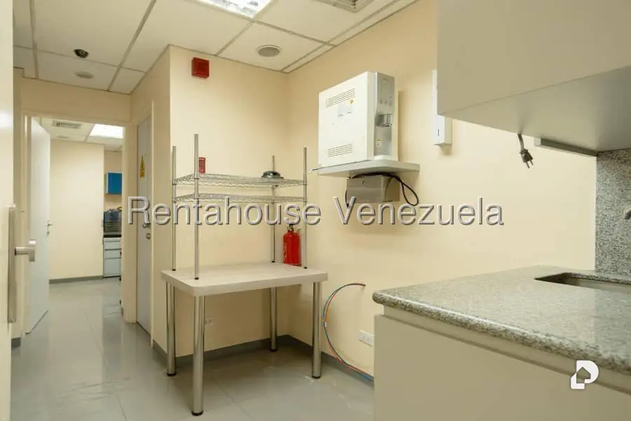 Local comercial en Boleíta Norte, Caracas – 15