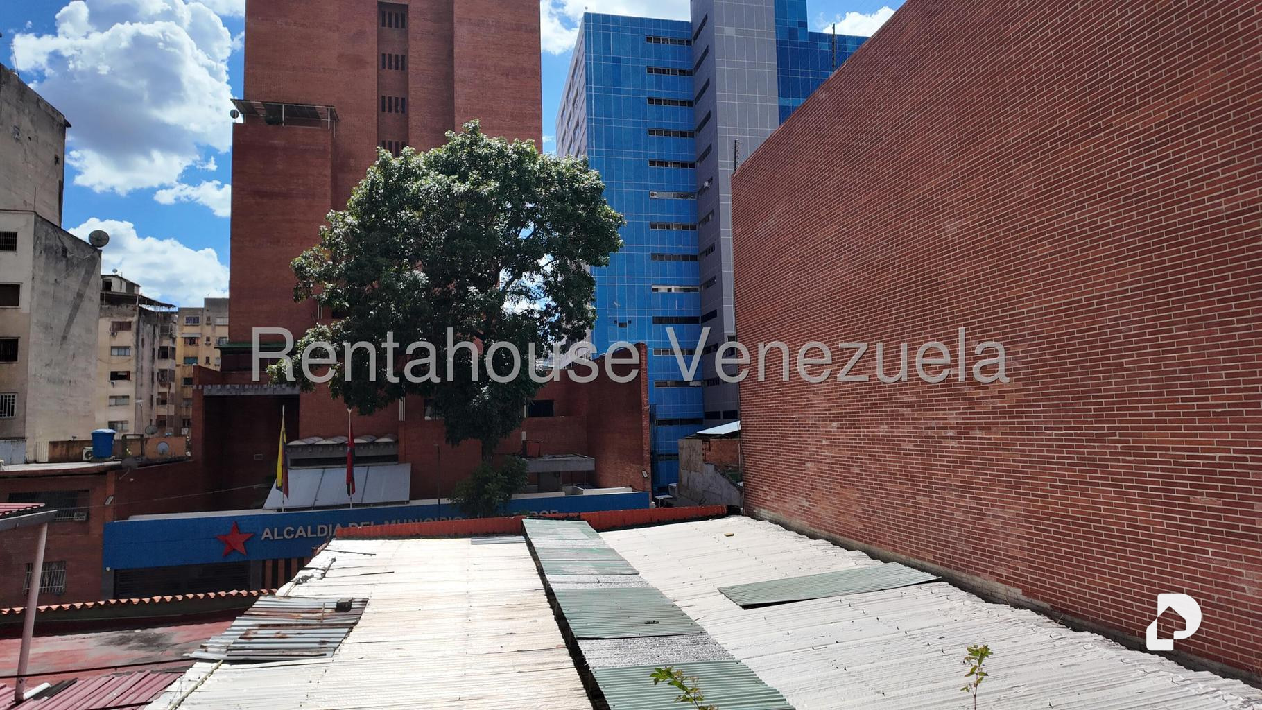 Casa en Parroquia Santa Teresa, Caracas – 15