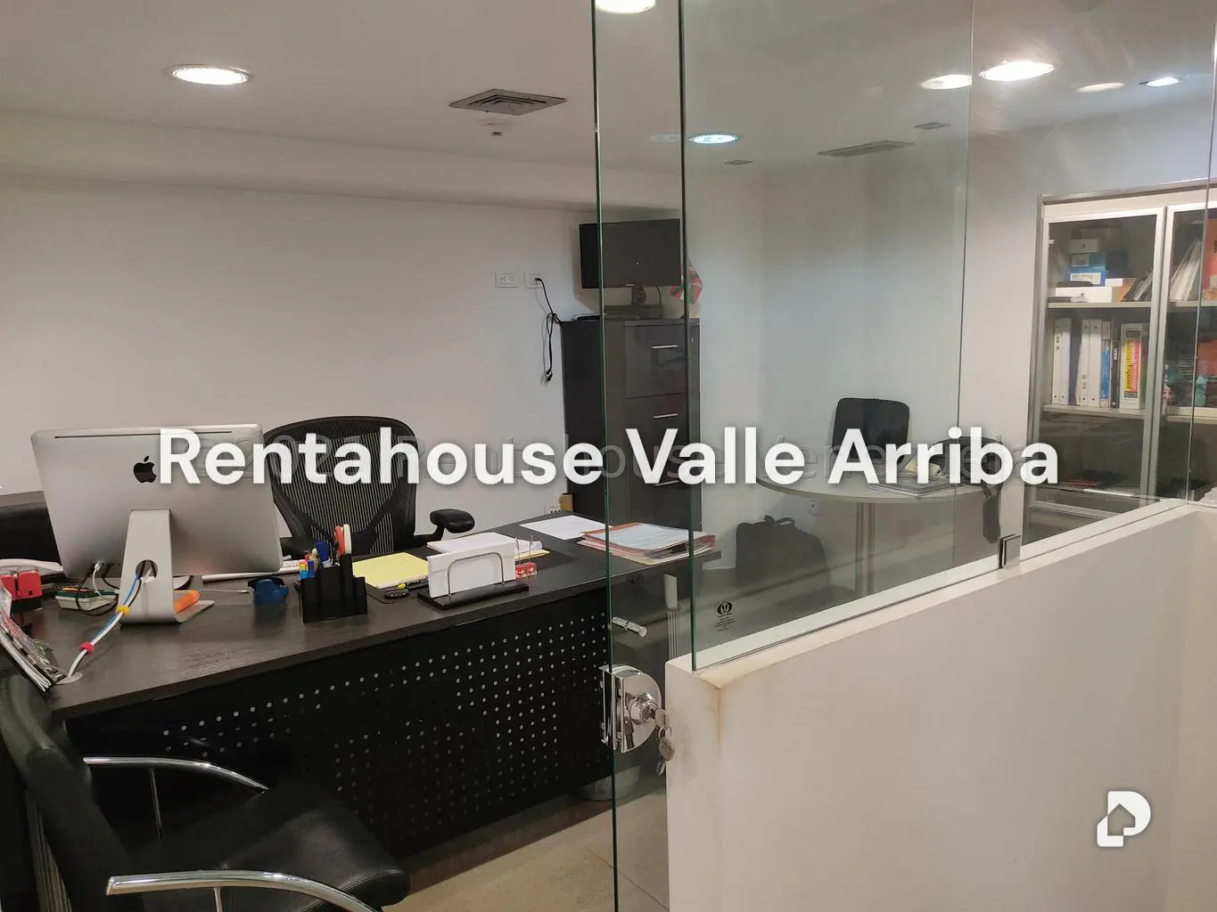 Local comercial en Las Mercedes, Caracas – 16