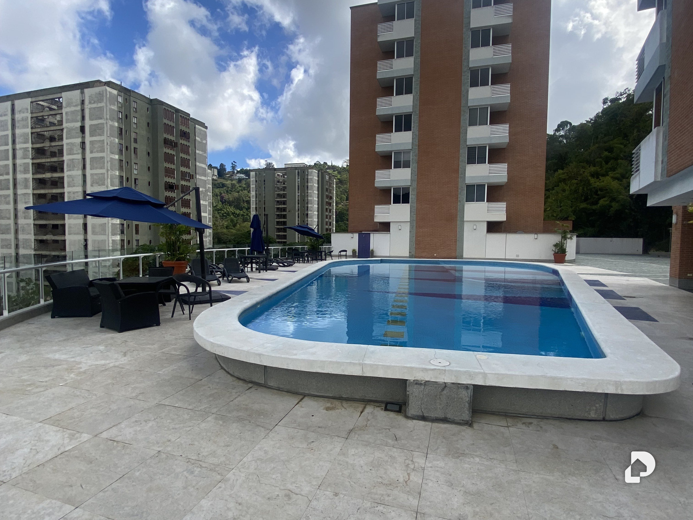 Apartamento en La Boyera, Caracas – 2