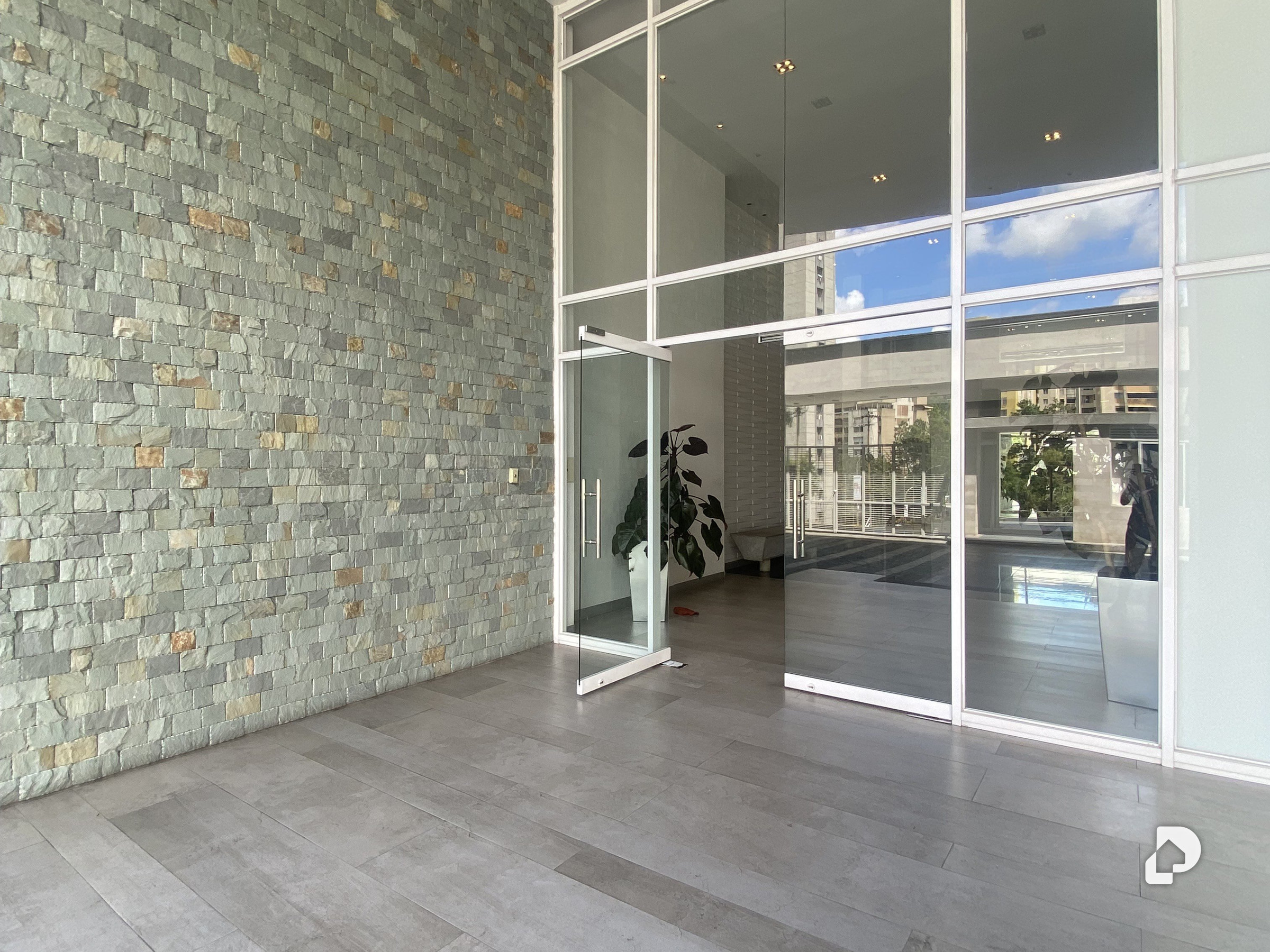 Apartamento en La Boyera, Caracas – 3