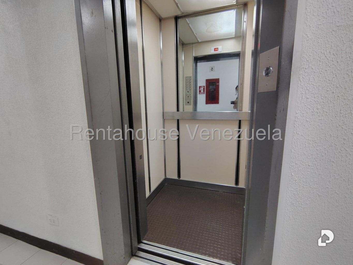 Apartamento en Guaicay, Caracas – 3