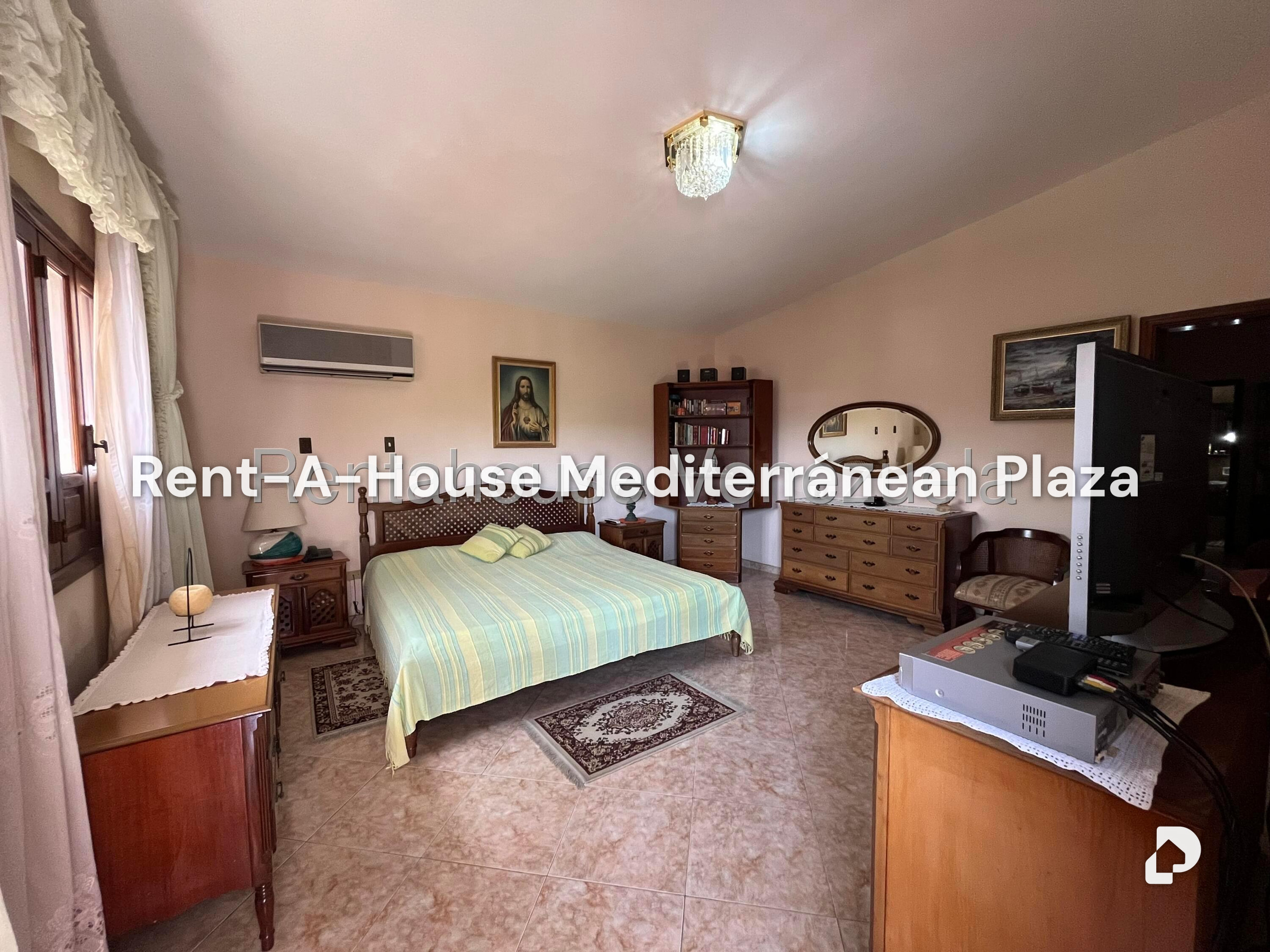 Casa en Valles de Camoruco, Valencia