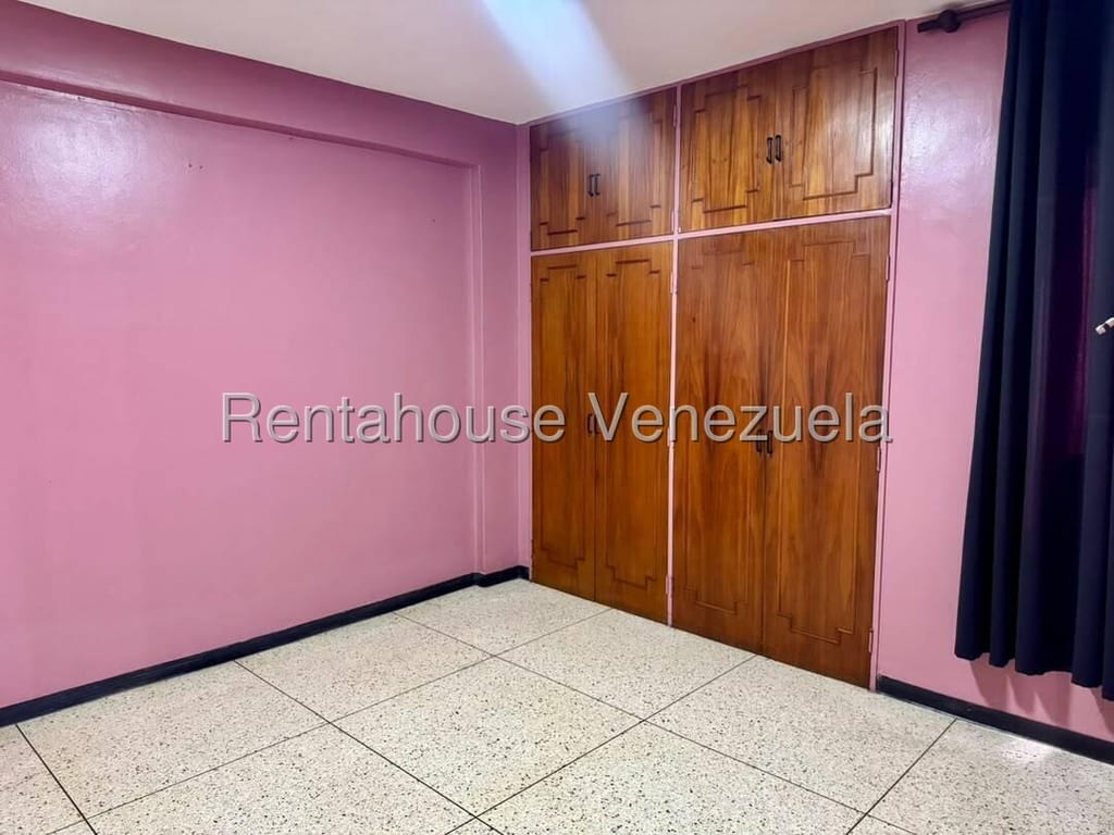 Edificio en Boleíta Sur, Caracas