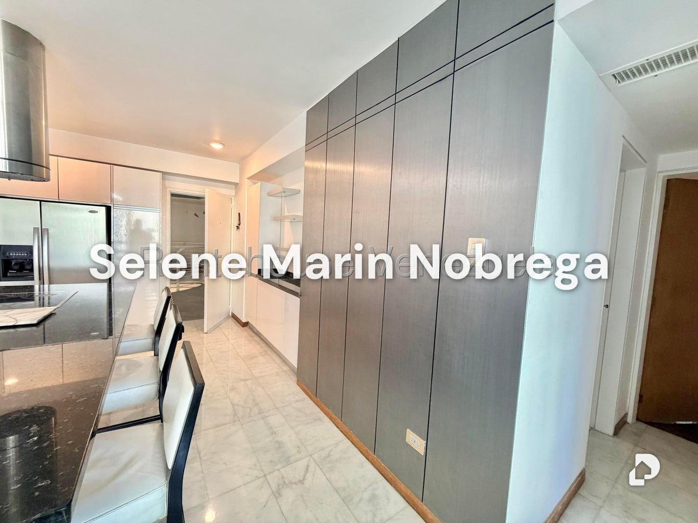 Apartamento en El Rosal, Caracas – 22