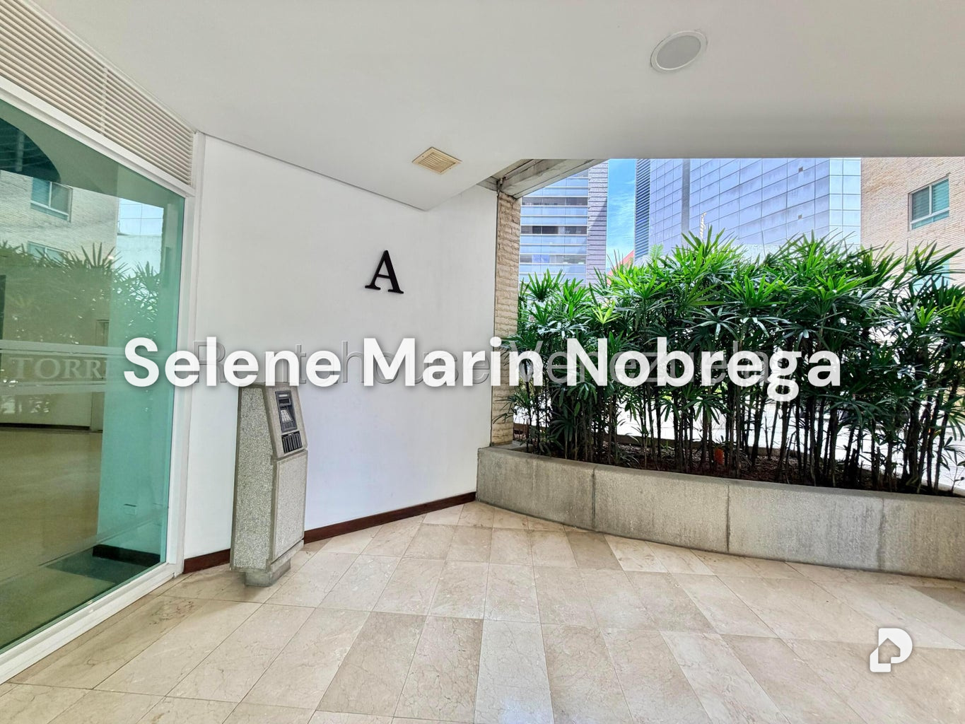 Apartamento en El Rosal, Caracas – 12