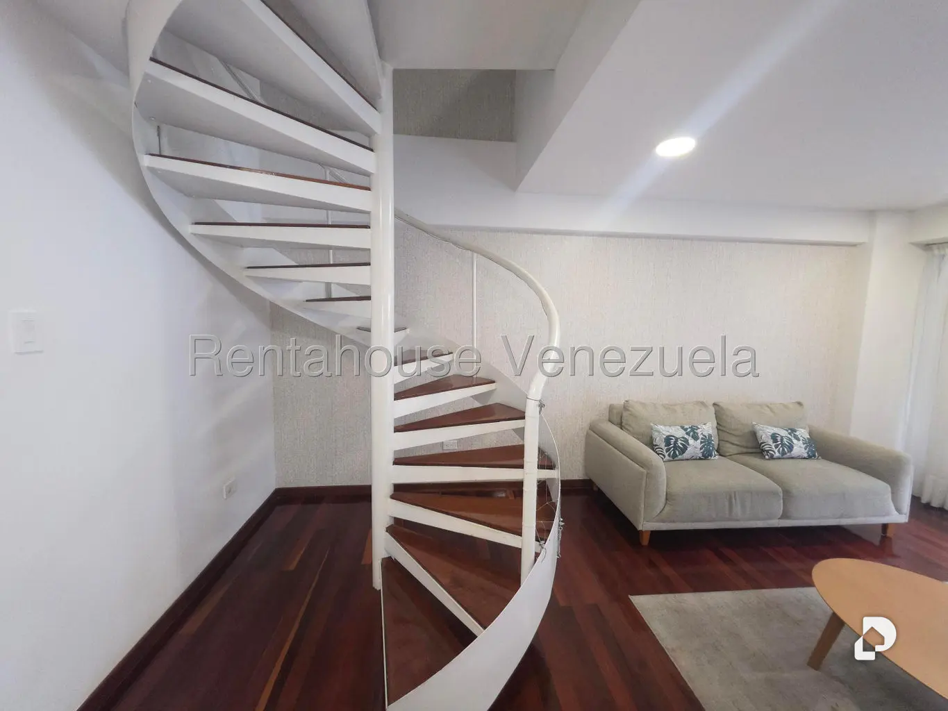 Apartamento en Las Mercedes, Caracas – 12